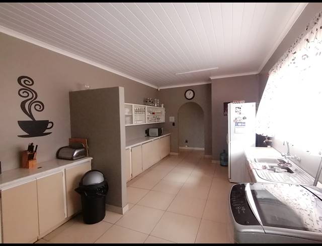 3 BEDROOM FREESTANDING SOLD IN STILFONTEIN EXT 4